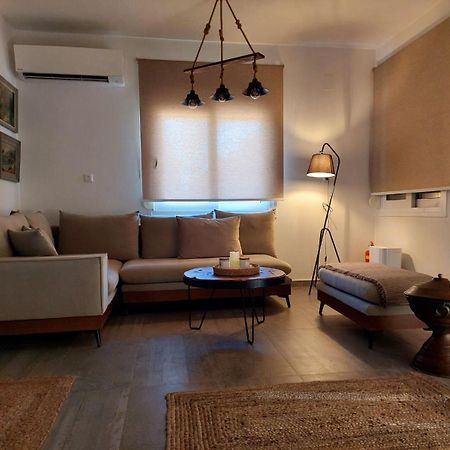 Maya Apartments, Modern And Convenient Apartments With Private Parking スキアトスタウン エクステリア 写真
