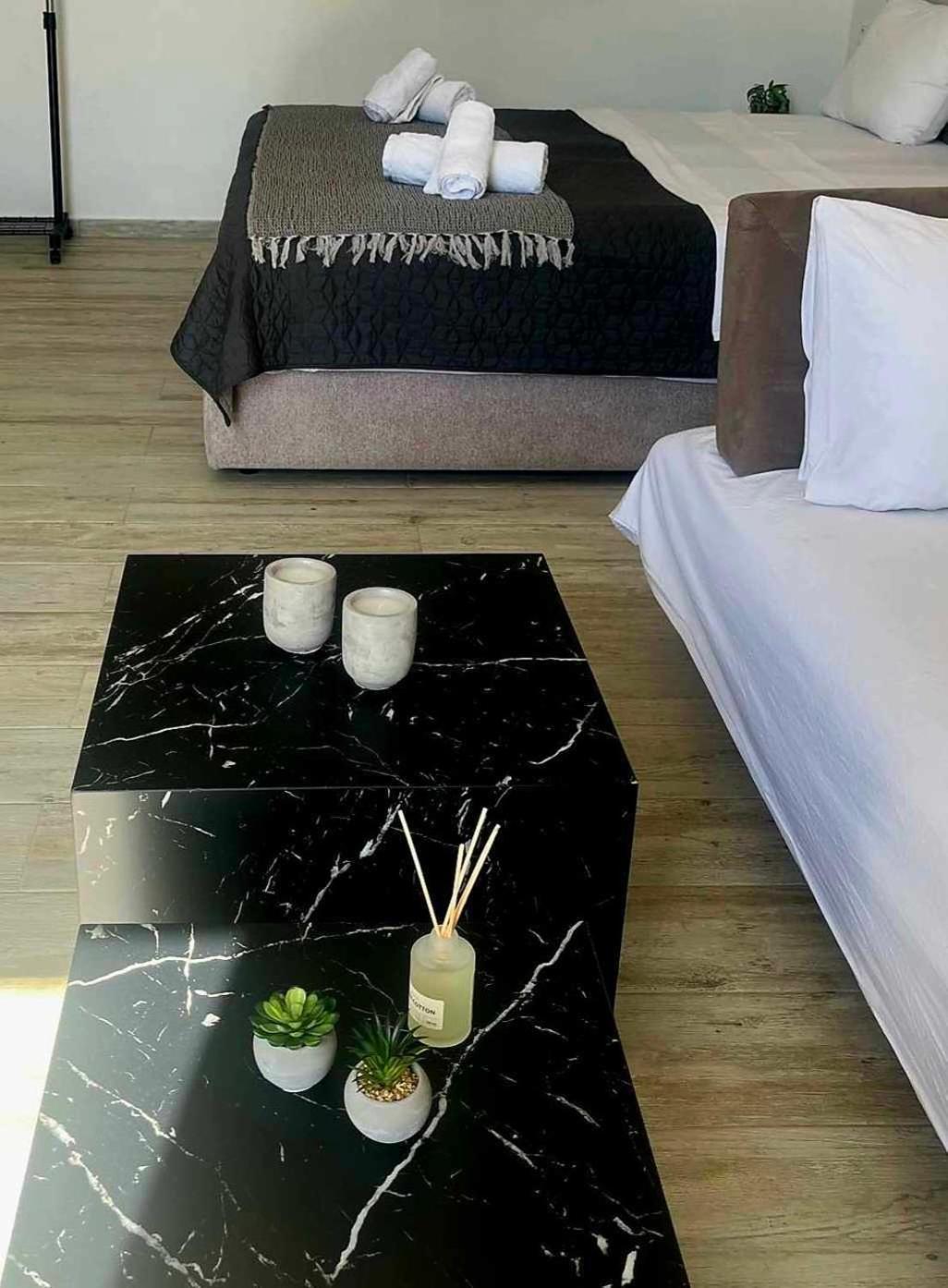 Maya Apartments, Modern And Convenient Apartments With Private Parking スキアトスタウン エクステリア 写真