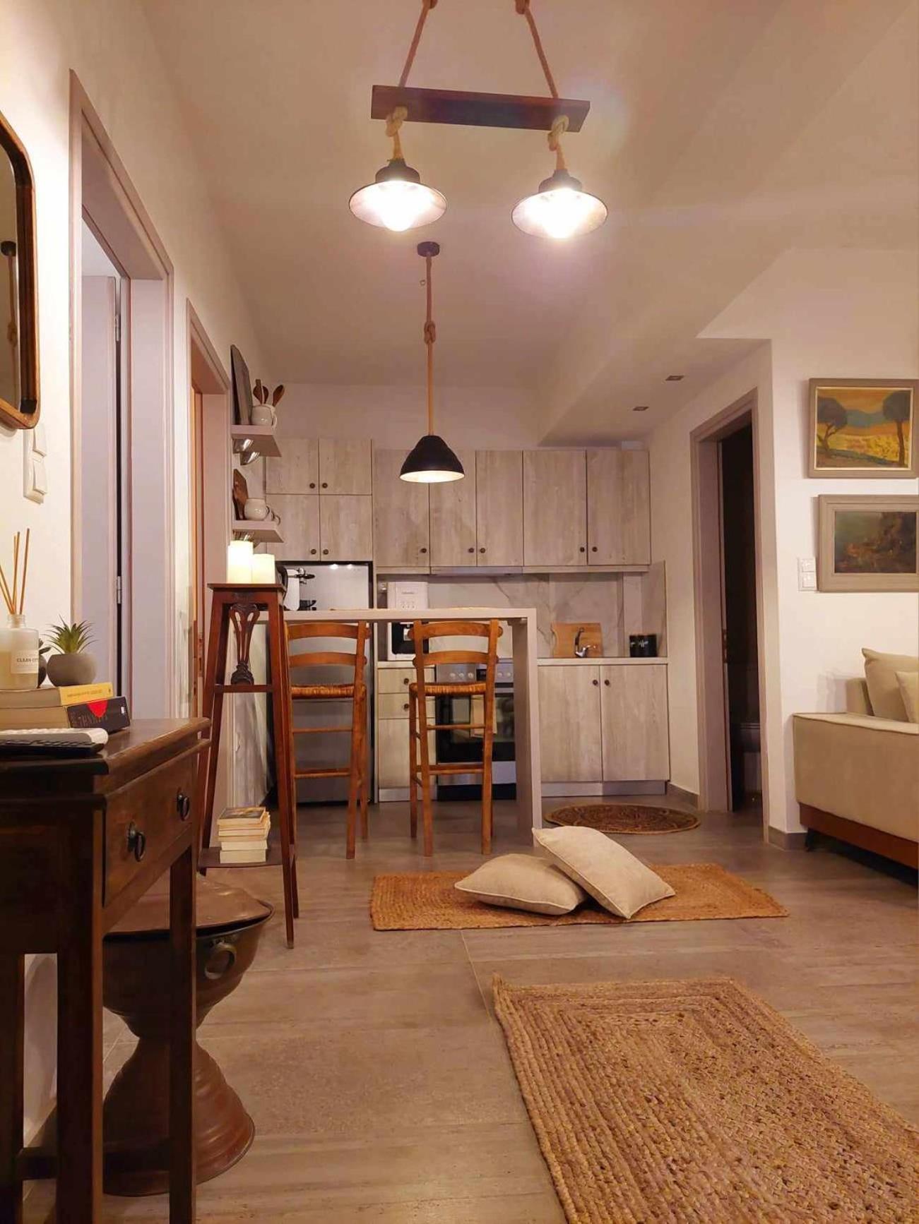 Maya Apartments, Modern And Convenient Apartments With Private Parking スキアトスタウン エクステリア 写真