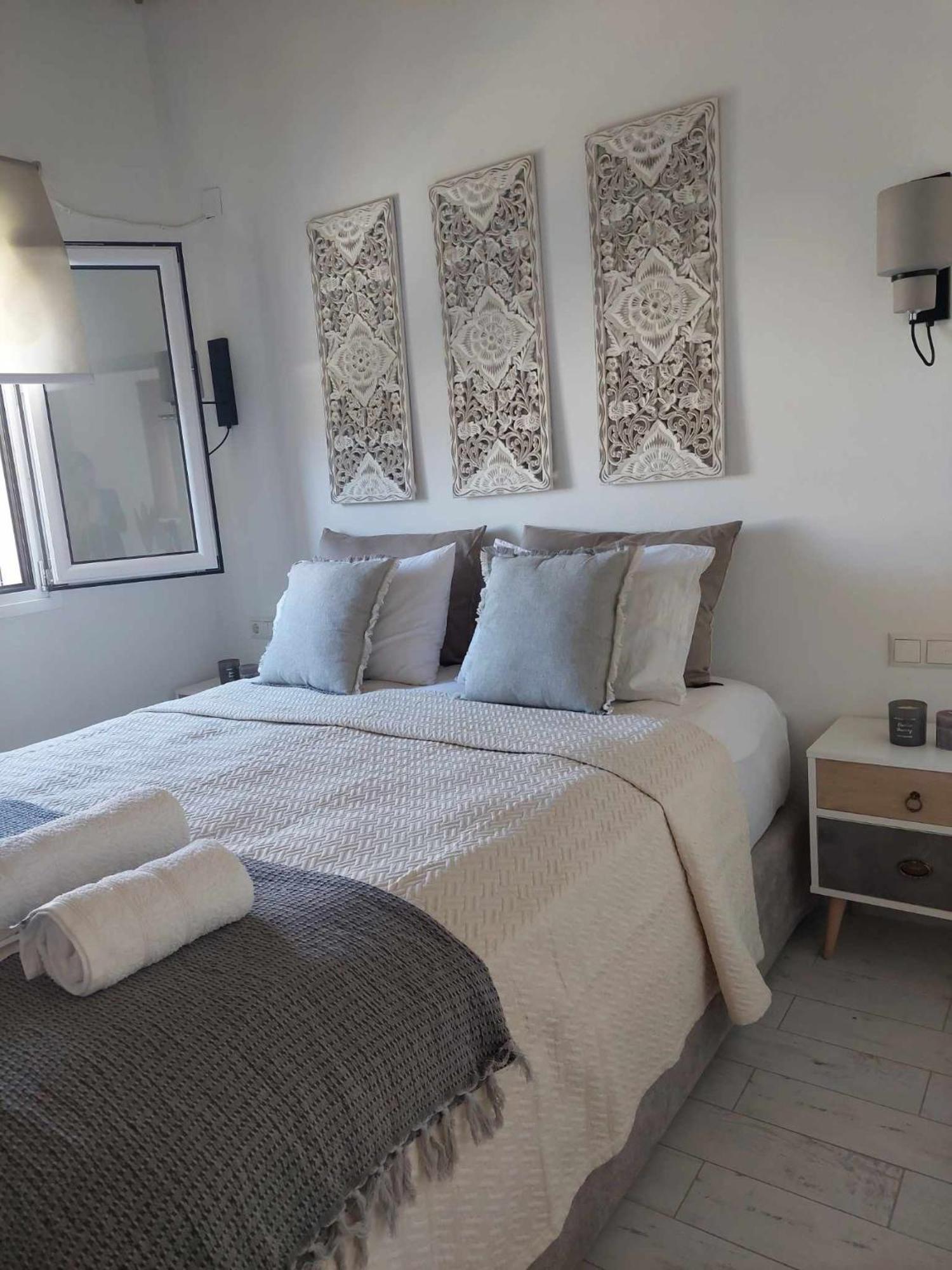 Maya Apartments, Modern And Convenient Apartments With Private Parking スキアトスタウン エクステリア 写真