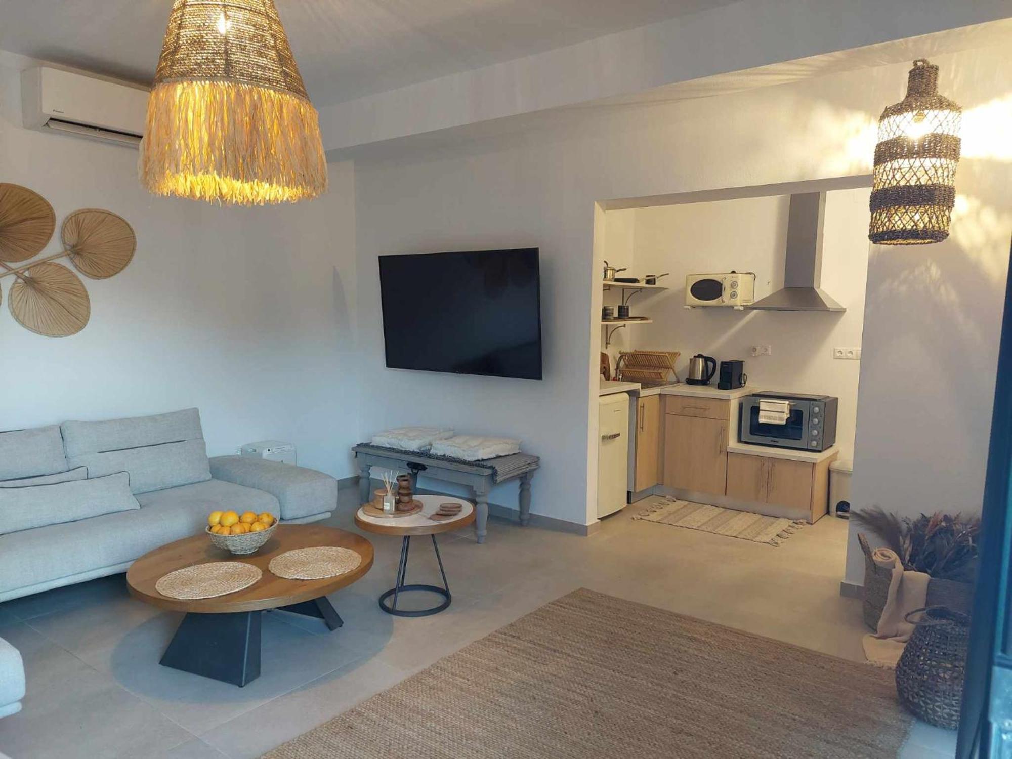 Maya Apartments, Modern And Convenient Apartments With Private Parking スキアトスタウン エクステリア 写真