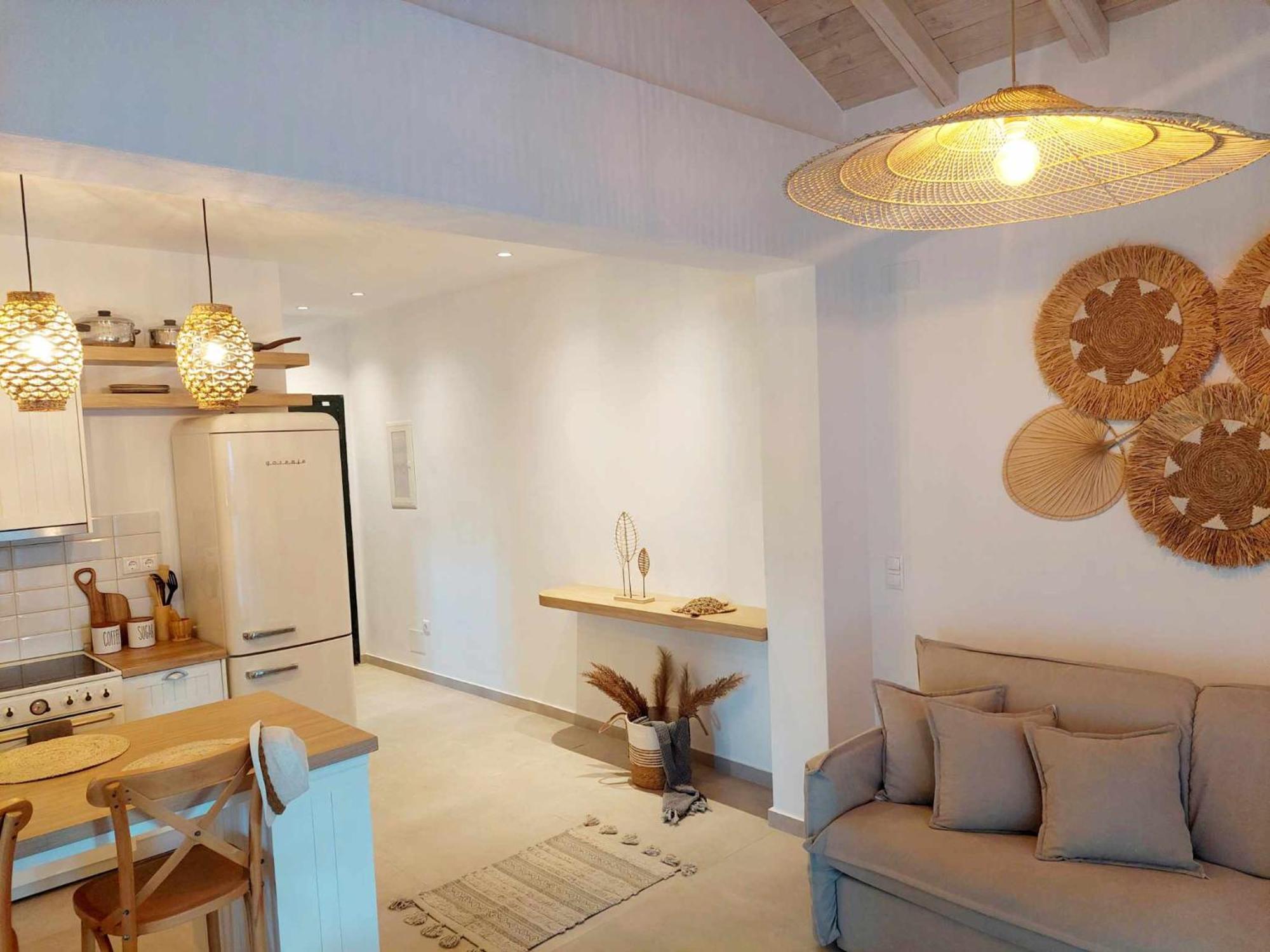 Maya Apartments, Modern And Convenient Apartments With Private Parking スキアトスタウン エクステリア 写真